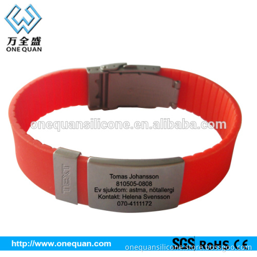 custom silicon bracelet with engravable metal tag